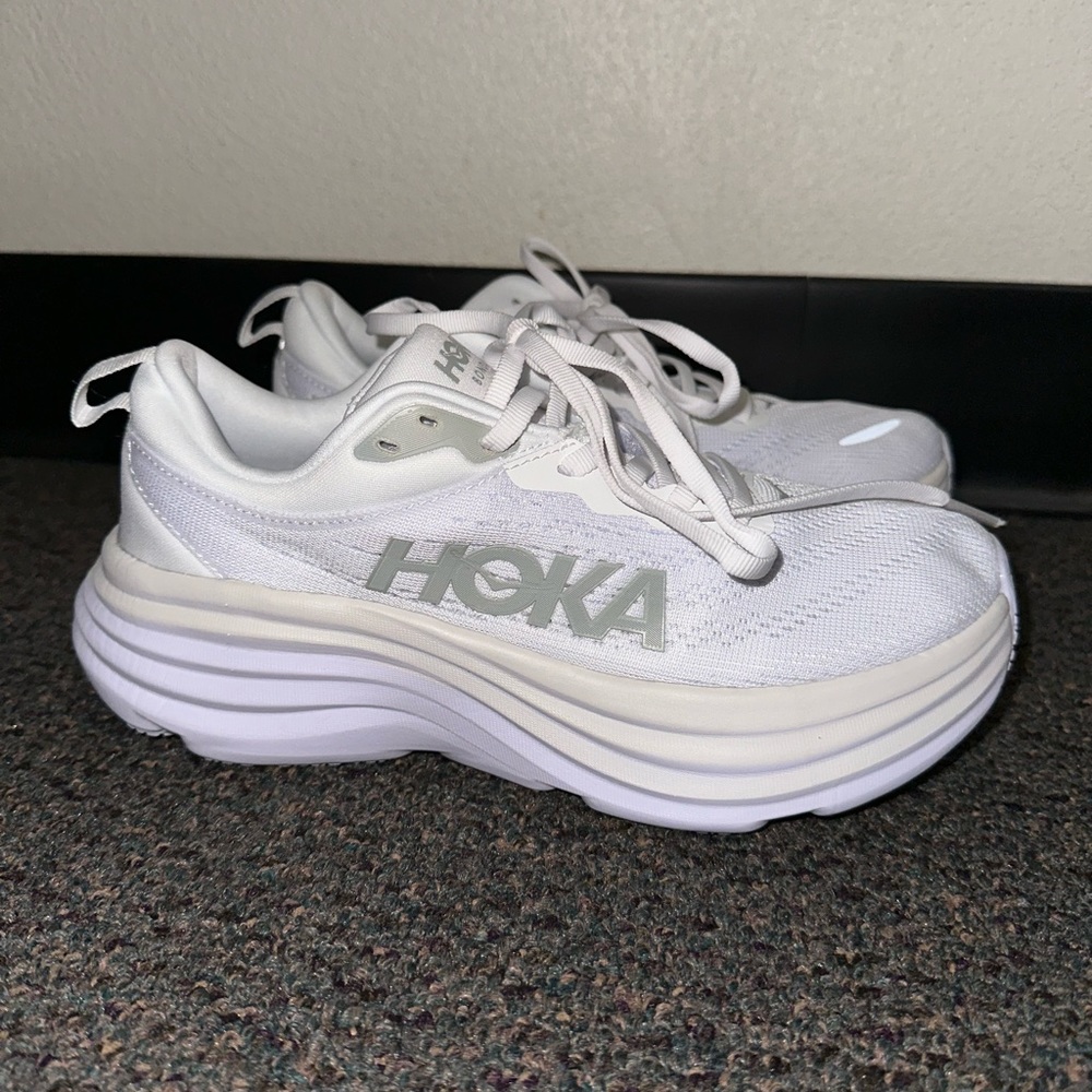 hoka bondi 8